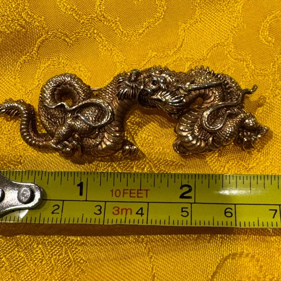Vintage Gold-Tone Asian Dragon Brooch Marked ALVA MUSEUM REPLICAS - Picture 4 of 7